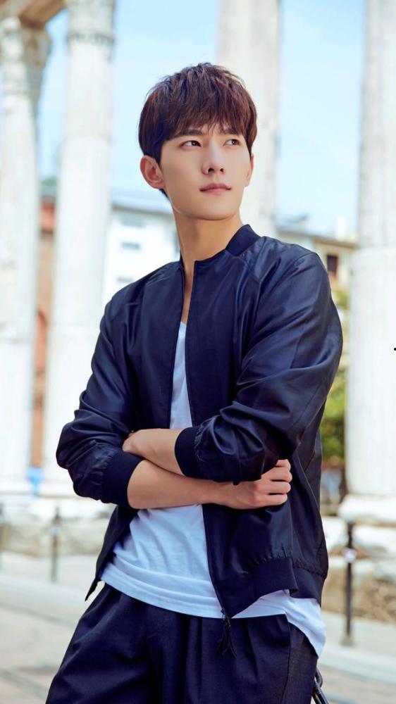 爆料热巴杨洋最新,新恋情曝光引粉丝狂欢